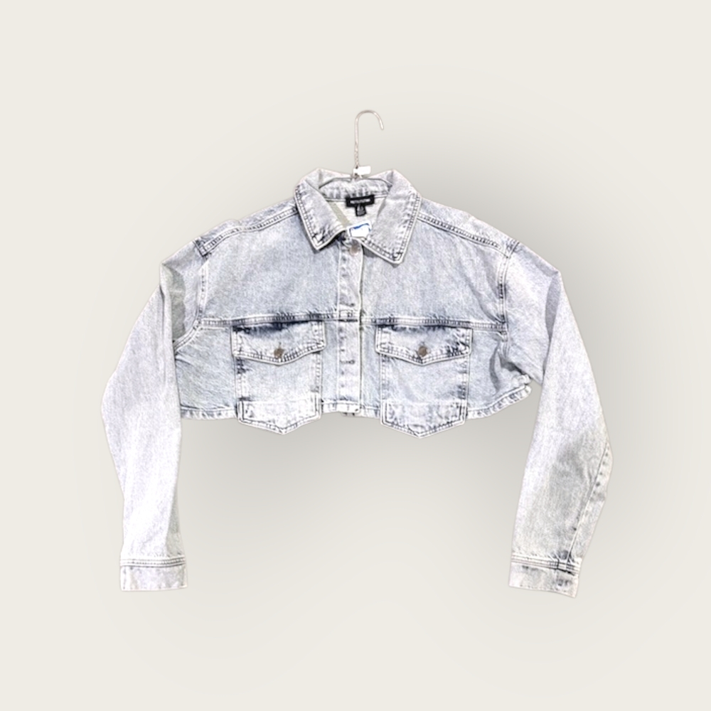 PrettyLittleThing Light Wash Cropped Jean Jacket